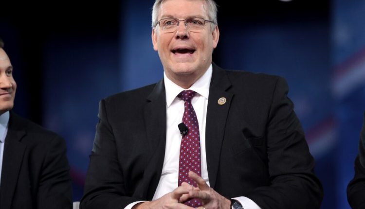 Barry loudermilk 33108533506 1000x600.jpg