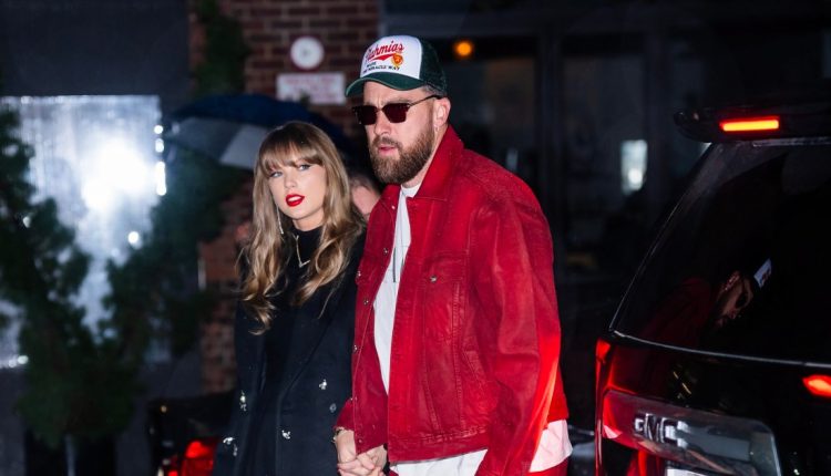 Gettyimages 2191710033 travis kelce has to ‘keep up with taylor for conditioning says reporter.jpg