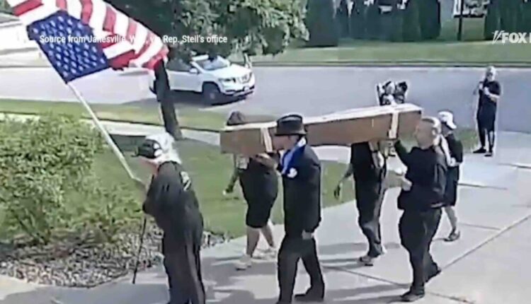 Coffin 1 1 scaled e1753968207196 1000x600.jpg