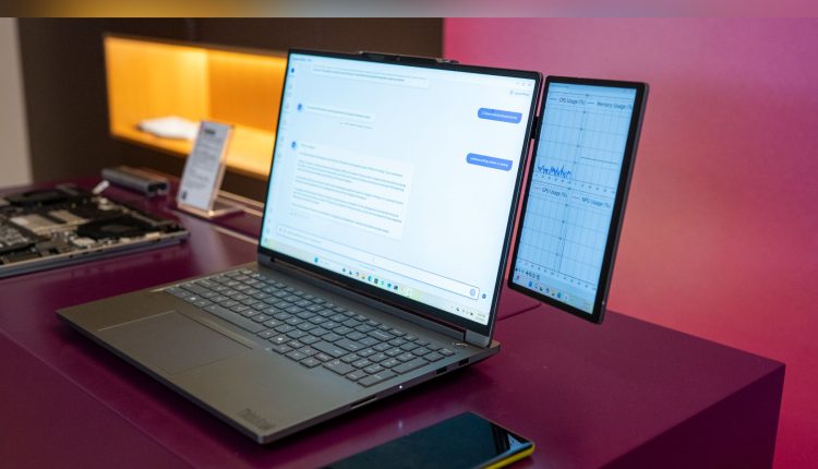 Lenovo magic bay 2nd display connected to a laptop 1.jpg