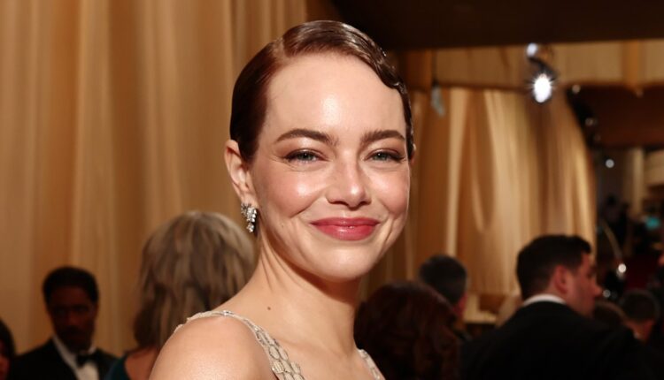 Emma stone reveals her emotional reaction to shaving her head 2202913745.jpg