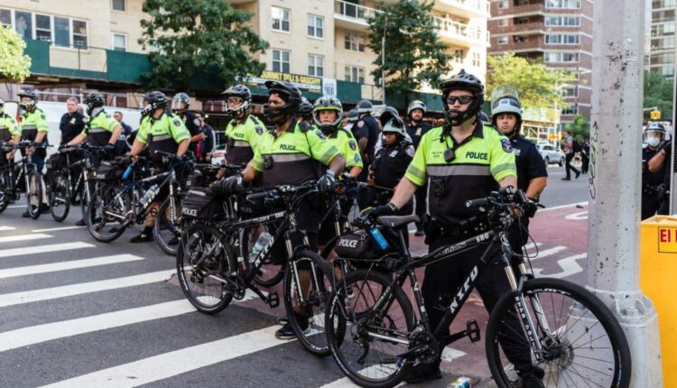 Attempt corral protesters plain clothed 19722862 e1753998903299.jpg