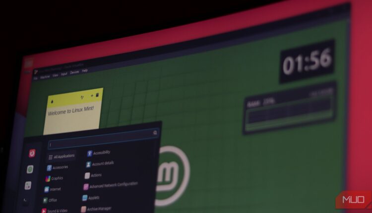 Linux mint windows featured.jpg