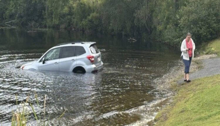 Anti ice protester lake 2.jpg