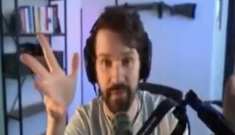 Destiny streamer charlie kirk.jpg