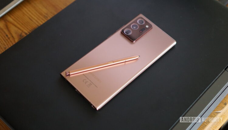 Galaxy note 20 ultra s pen on back scaled.jpg
