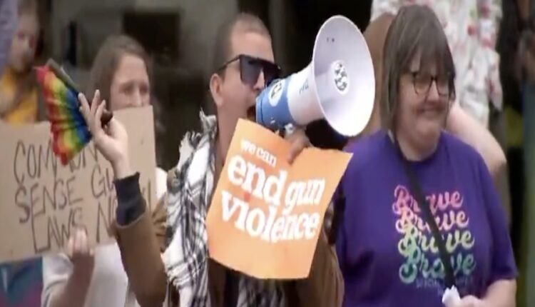 Protesters vance.jpg