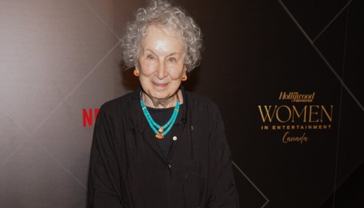 The handmaid tale author margaret atwood condemns alberta book ban with scathing short story.jpg