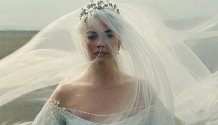 Wuthering heights margot robbie as catherine earnshaw.jpg