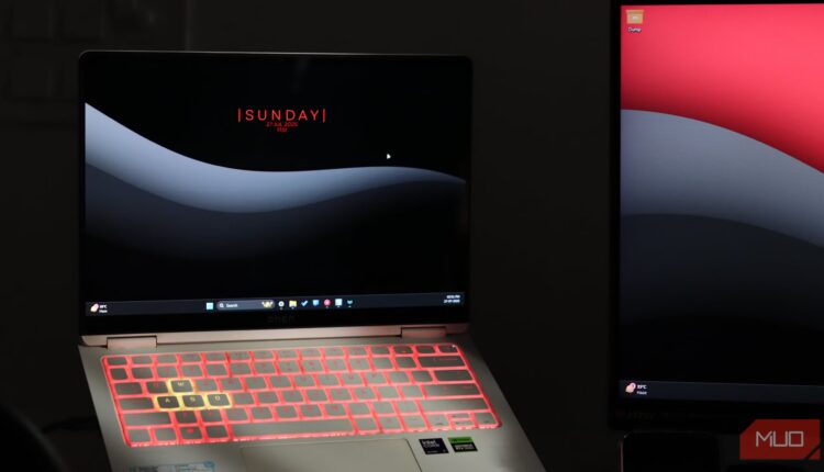 Oled laptop image.jpg