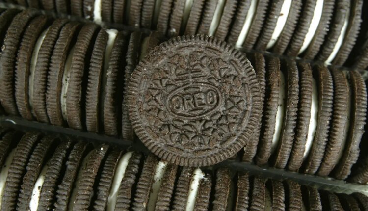 Oreo unveils 6 new holiday flavors for thanksgiving 2025 1996473.jpg