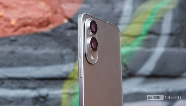 Samsung galaxy s25 edge thickness.jpg