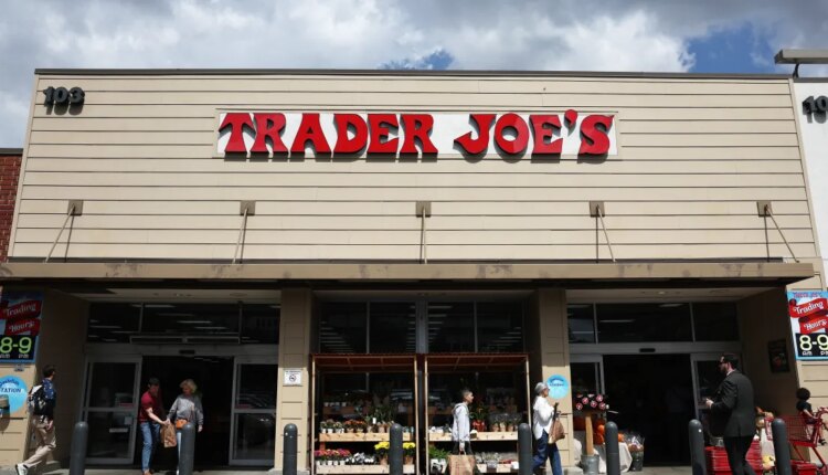 The best items to get from trader joes for thanksgiving this year 2172519187.jpg