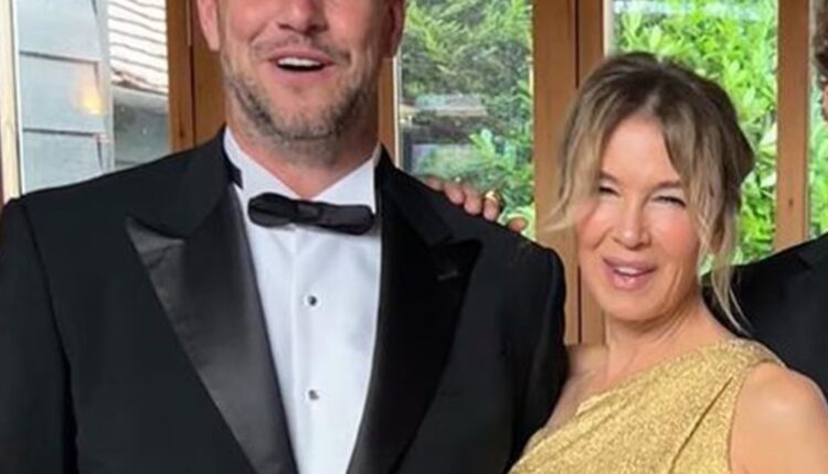 Rs 1200x1200 230718162446 1200 ant renee engaged.jpg