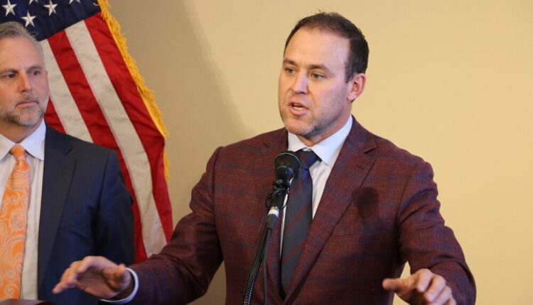 26829781278 4ebd328268 b 1000x600.jpg