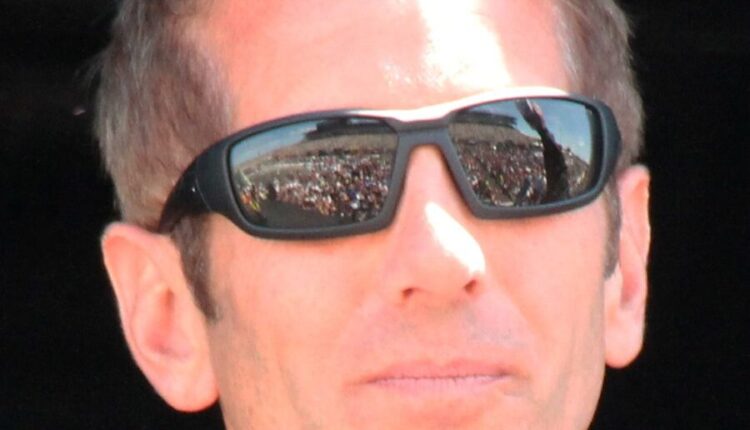 Greg Biffle 900x600.jpg