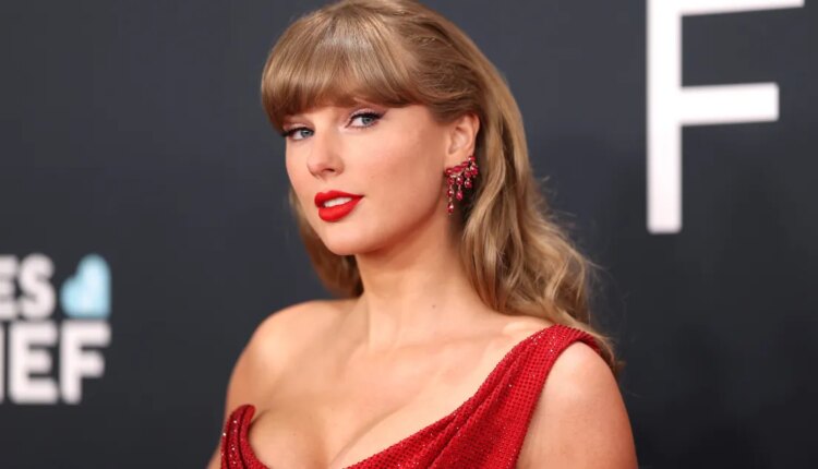 Taylor Swift Drops Quiet Lyric Updates 2197310482.jpg