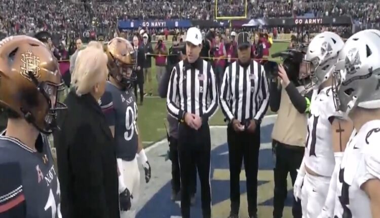 Trump coin toss.jpg