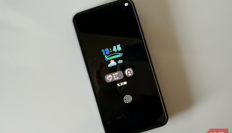 Always on display on samsung phone.jpg