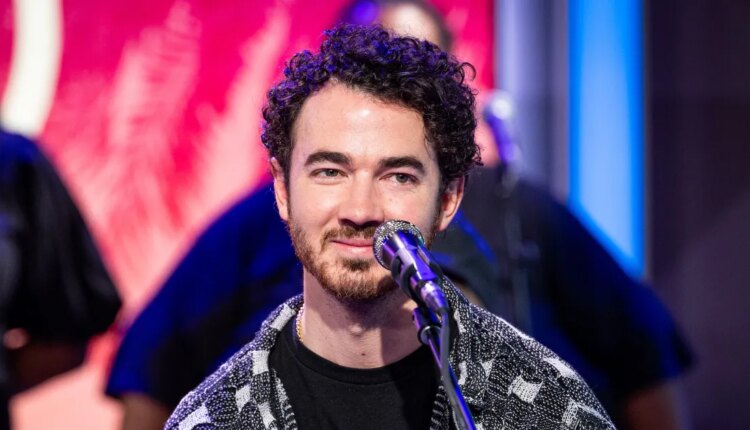 Kevin jonas 1487824716.jpg