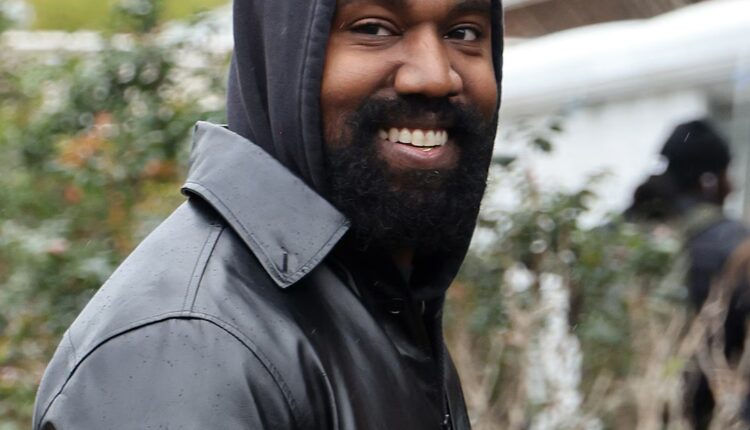 Rs 1200x1200 230128110852 1200 kanye west.cm .12823.jpg