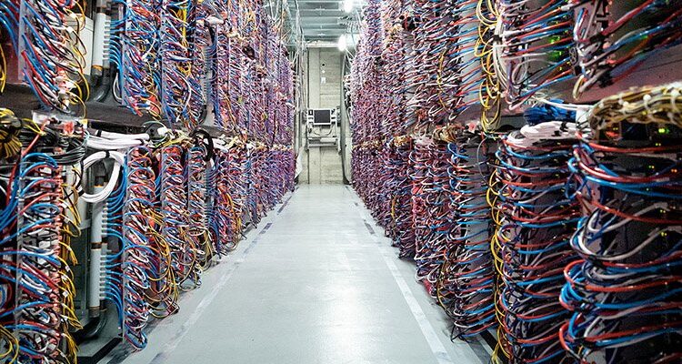 OVHcloud datacentre Roubaix France PR CREDIT Francois LAFITE OVHcloud hero.jpg