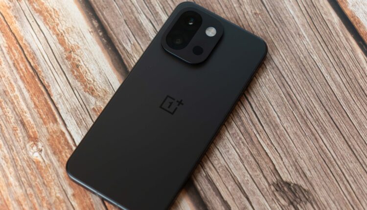 OnePlus 13s 2 scaled.jpg