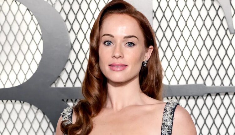 Whitney leavitt 2256325466.jpg