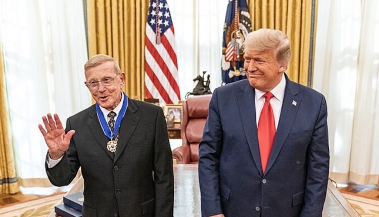 Lou Holtz Trump.jpg