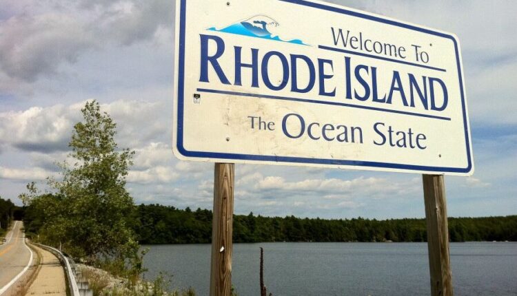 Rhode island 900x600.jpg