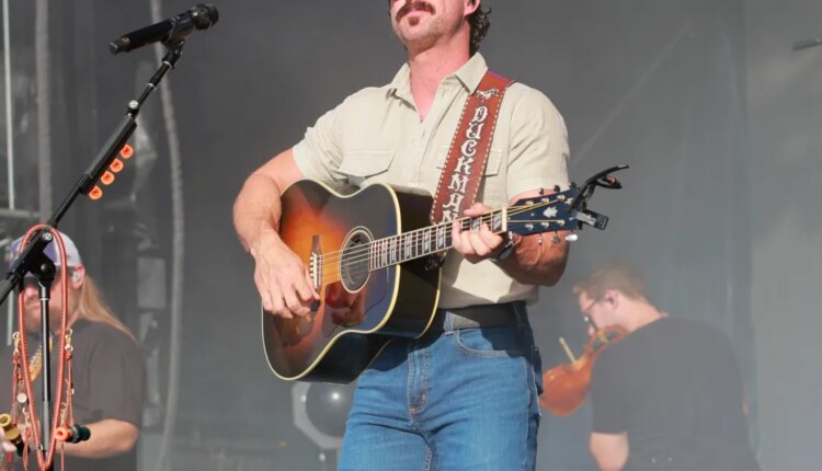 Riley green country music 2172256323.jpg