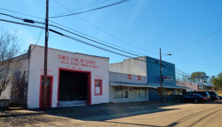 Fort Deposit Alabama 1000x600.jpg