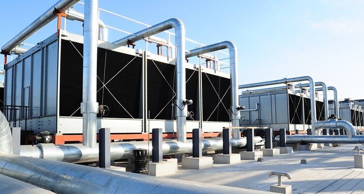 Fotolia 108959769 datacenter cooling.jpg