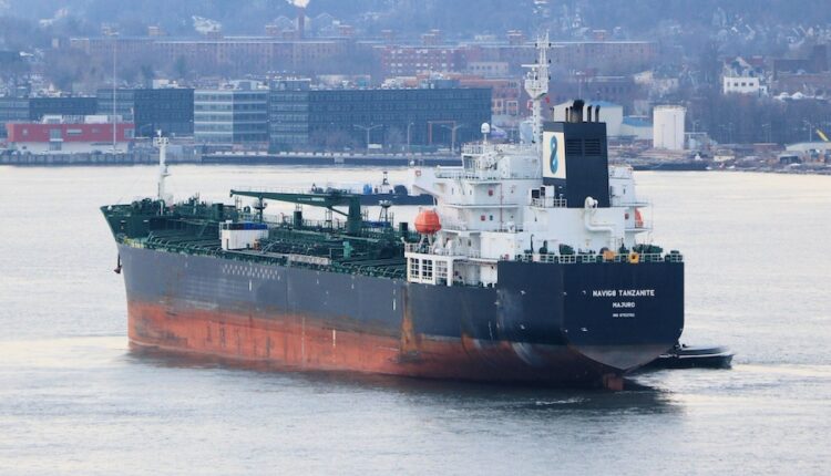 Oil Tanker in New York Harbour.jpg