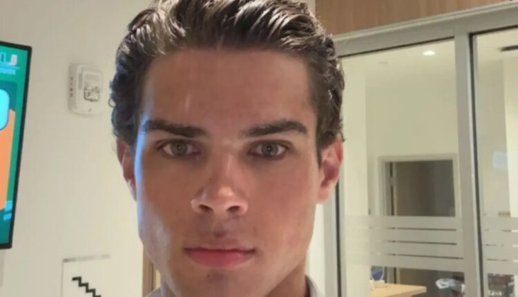 Looksmaxxing influencer clavicular braden peters 3.jpg