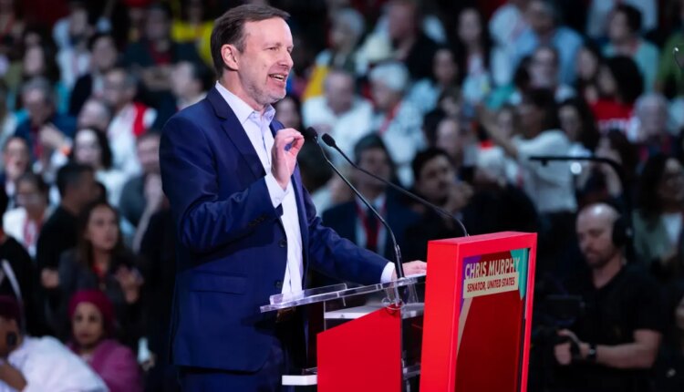 Taking place barcelona platform offer 125924770 d2416c.jpg