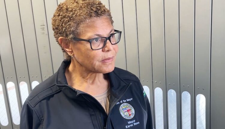 250109 karen bass mb 1419 25999c.jpg