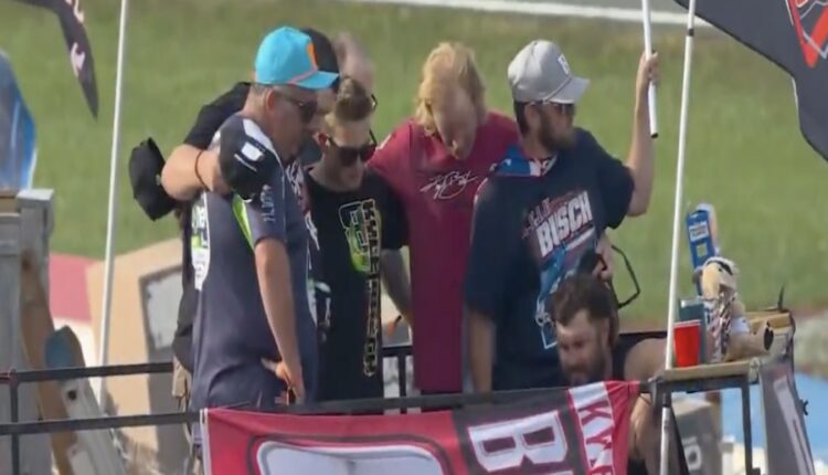 Kyle Busch 1.jpg