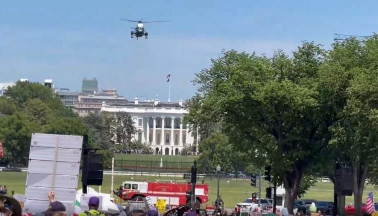 Marine 1 Protestors.jpg