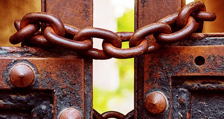 Gate lock chain secure adobe.jpg