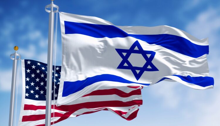 Israel u.s. flags on poles 06.07.26 Getty 2267035502.jpg