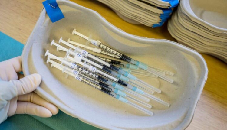 Moderna vaccine.jpg