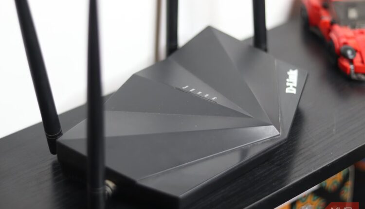 Old wifi router as wifi repeater.JPG