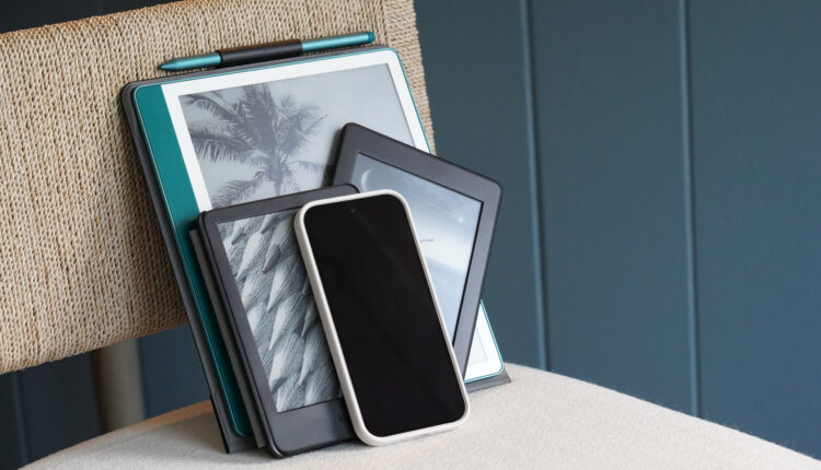 Kindle Scribe Compared to Phone scaled.jpg
