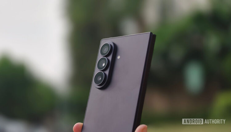 Samsung Galaxy Z Fold 8 Ultra cameras.jpg