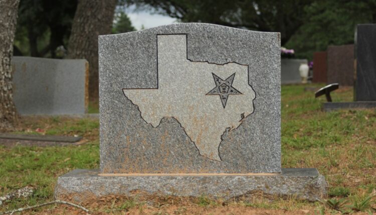 Texas state on headstone graveyard cemetery 08.28.26 Getty 2241069000.jpg
