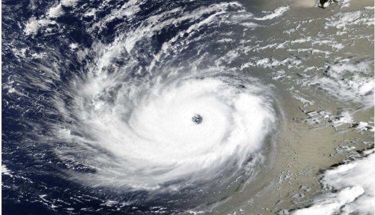 Hurricane Lowell.jpg