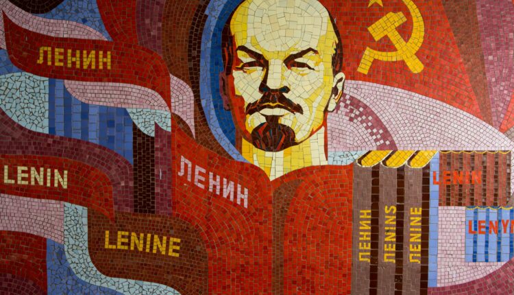 Soviet artefacts gpjGmbPLUxk unsplash.jpg