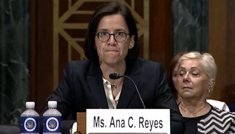 Ana Reyes.jpg