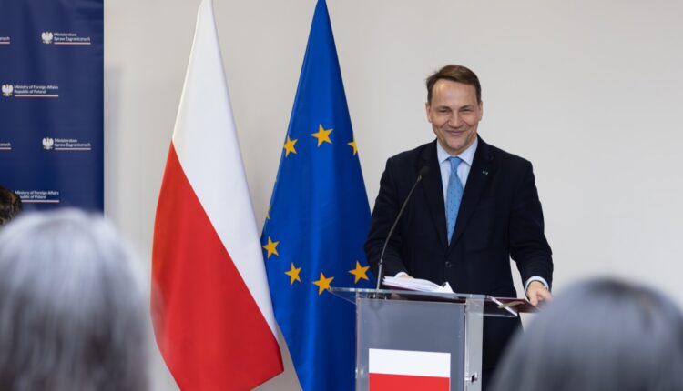 Sikorski poland russia war.jpg